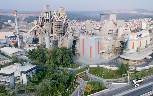 Uvozni i distributivni terminal EMB Materials za cement u Crnoj Gori